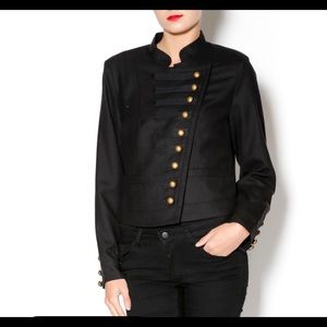 *NWT* Ladied 2OH Threads Jacket Size Small